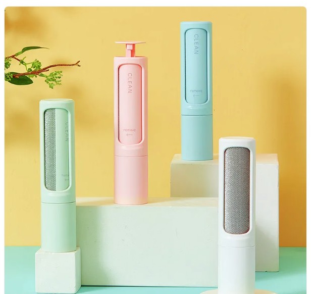 Pet Hair Remover Roller — Reusable Lint Roller for Furniture, Carpet & Clothing